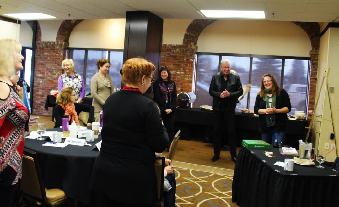 Building Effective Teams Dr. Tom Thompson